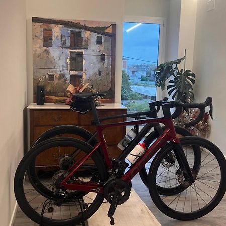 Jasalpi Unico Apartamento Delante Del Lago De Banyoles Exterior foto